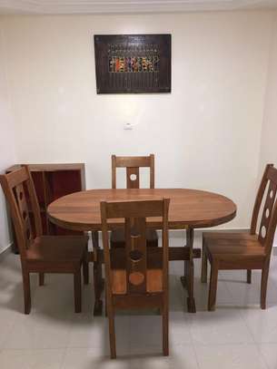 Bel Appartement T3 meublé zac Mbao brioche dorée image 3