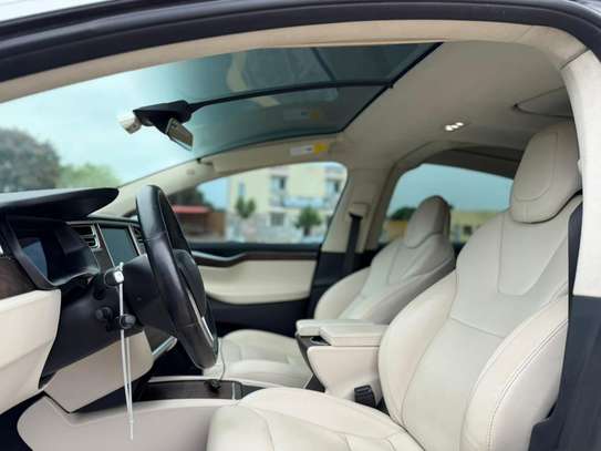 TESLA  MODEL X 75D 🔘 2018 image 6