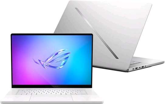 Asus Rog Zephyrus G14 Oled 2025 image 3