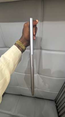 MacBook Pro 2020 image 6