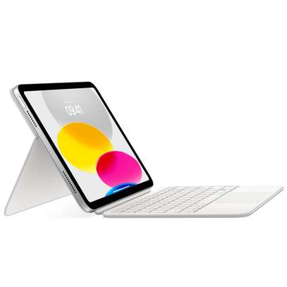 Magic Keyboard Folio image 3