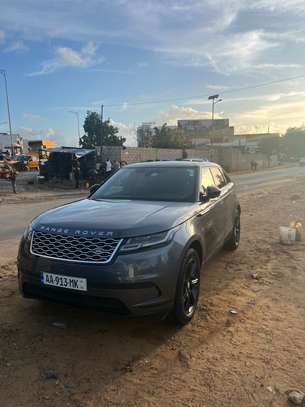 Range rover velar 2019 image 1