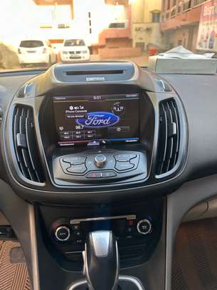 FORD ESCAPE image 7