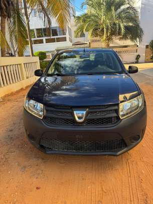 logane dacia image 1
