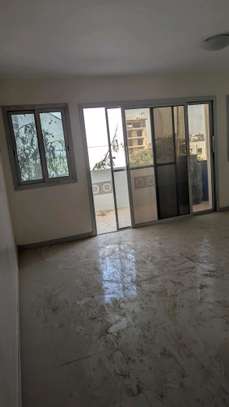 A loué sacreceur1 un apartuman 2etage image 4