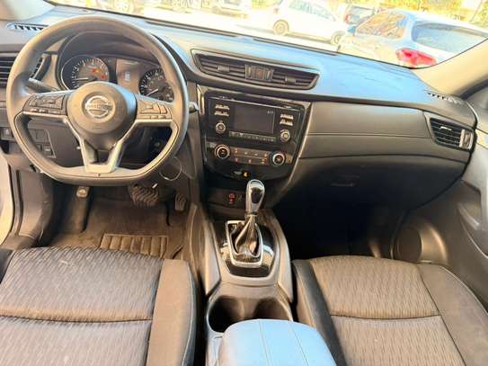 Nissan rogue image 8