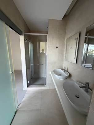 Appartement RDC de standing à louer – Fann Résidence image 6