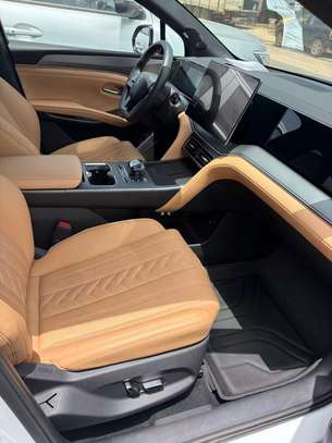 2024 BYD SONG L image 5