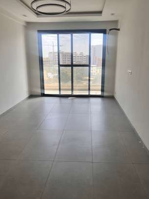 Très joli studio F2 à la cité africa image 8