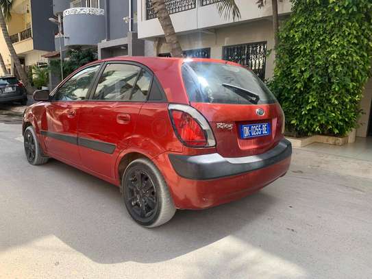 KIA Rio image 6