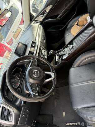 Mazda 3 image 9