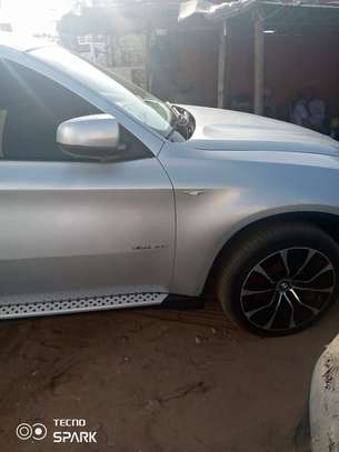 BMW X6 2012 image 2
