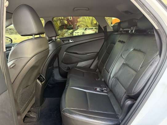Hyundai Tucson image 13