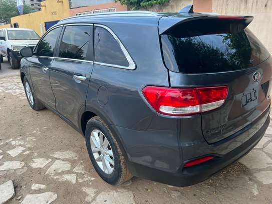 Kia Sorento 2018 image 3