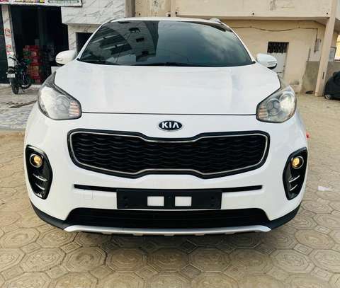 TRÈS BELLE KIA SPORTAGE image 1