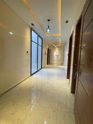 Appartement  à Keur Mbaye Fall image 5