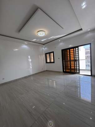 APPARTEMENT image 2