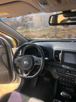 Kia Sportage image 6