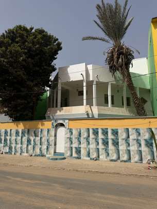 VILLA R+1 A LOUER COMMERCIAL image 1