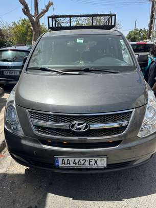 Hyundai Starex 2014 image 2