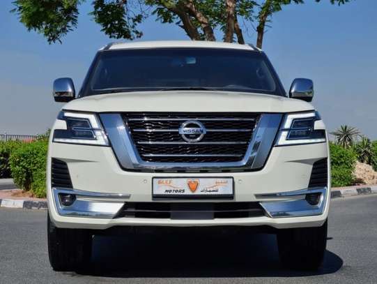 Nissan Patrol Platinum 2015 version 2020 image 3
