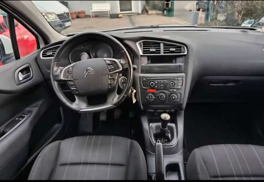 Location Citroën C4 image 2
