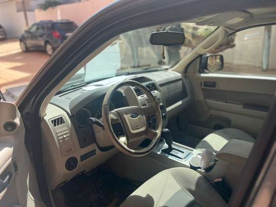 Location Ford Escape image 4