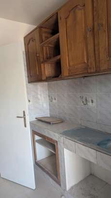 A loué sacreceur1 un apartuman 2etage image 10