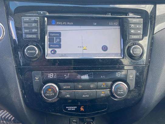 Nissan Rogue image 6
