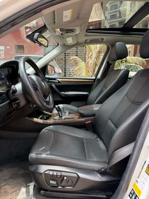 BMW X3 XDRIVE FULL OPTION 2017 image 13