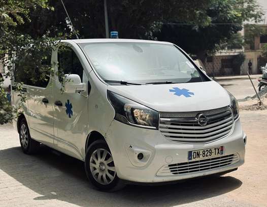 Opel ambulance 2016 image 12