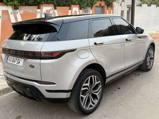 range rover evoque image 5