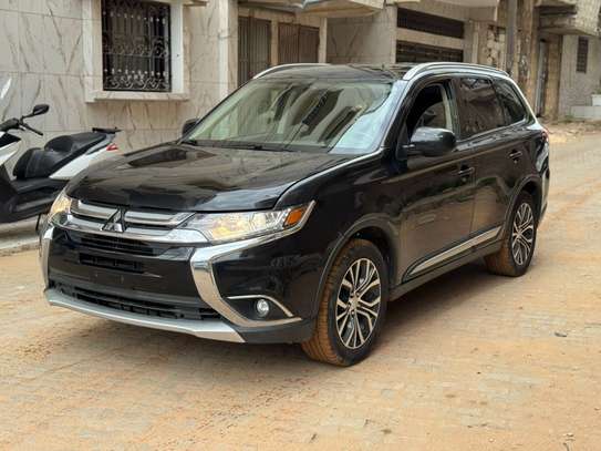 Mitsubishi Outlander 2017 image 3