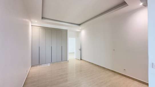 Penthouse F6 à louer à Fann (magnifique vue sur la mer) image 5