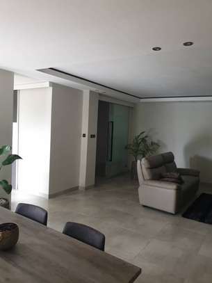 Location appartement F4 haut standing Almadies image 9