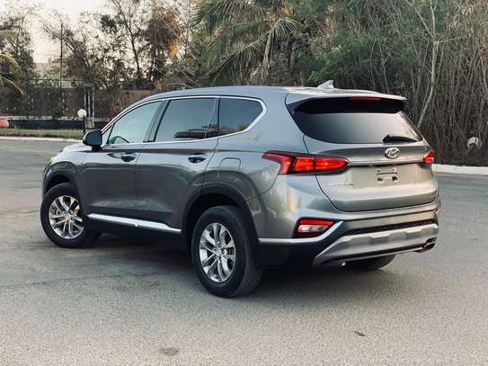 HYNDAI SANTAFE 2020 image 2