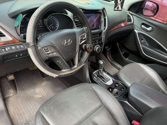 Hyundai santafe 2016 image 4