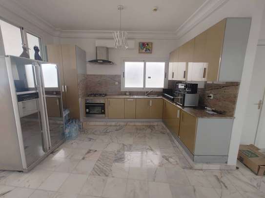 Appartement haut standing f4 sis aux almadies image 6