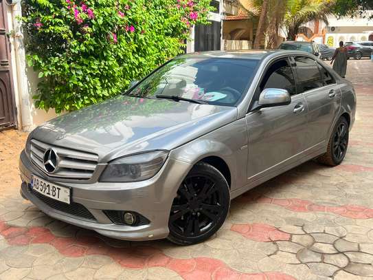 Mercedes C220 image 6