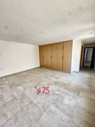 Duplex F4 à louer au Point E image 14