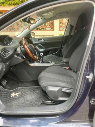 peugeot 2008 image 8