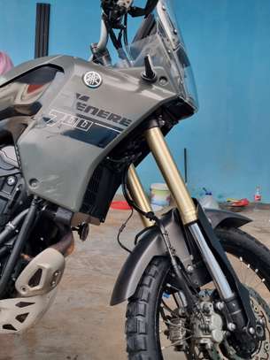 Yamaha Ténéré700 trail gris polyvalent Annee 2024 image 3