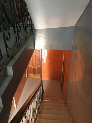 Immeuble R+3 à vendre image 2