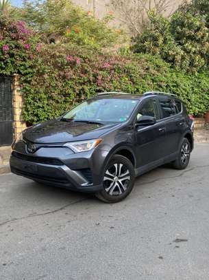 TOYOTA RAV4 image 2