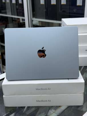 MacBook Air 2025 M4 image 3