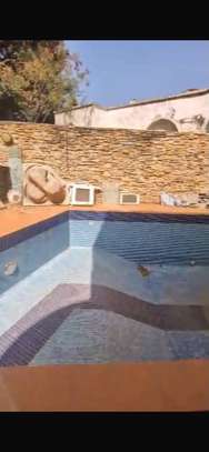 Villa R+3 à Fann Mermoz vu sur mer image 7