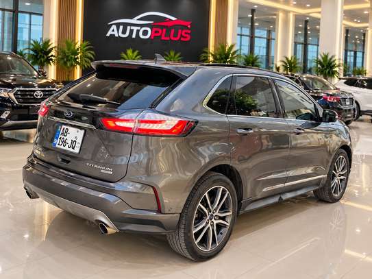 Ford Edge Titanium 2019 image 4