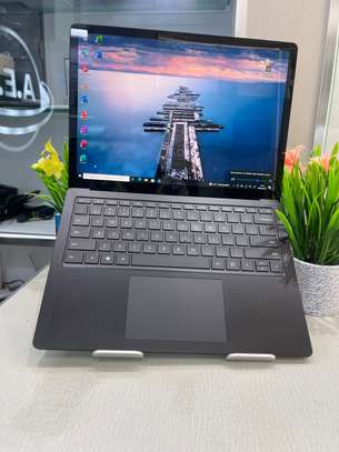 Surface laptop 3 image 2