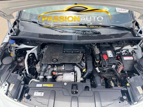 Peugeot  3008 🔘 Année :  *2017 🔘 image 6