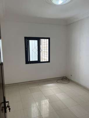 Appartement F4 à louer à Ouakam image 5